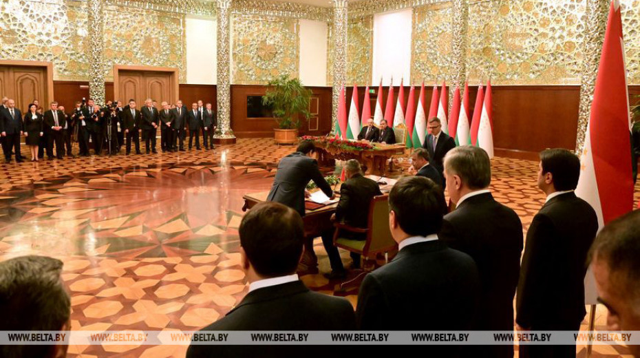 Belarus, Tajikistan sign cooperation roadmap, other key documents
